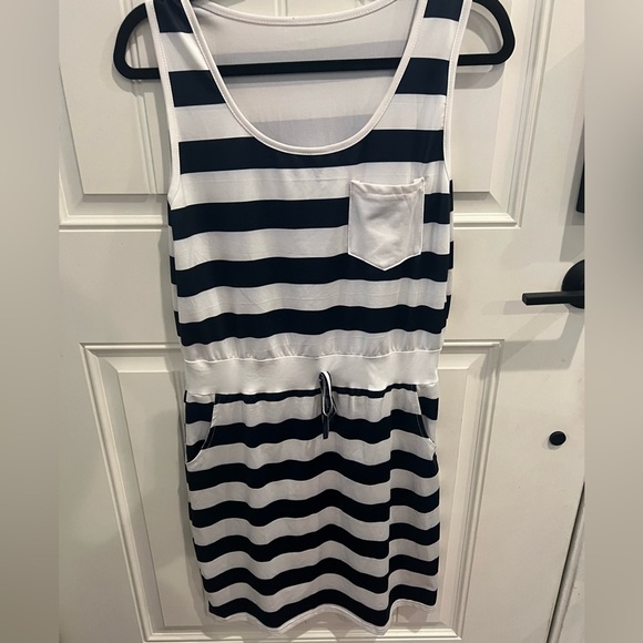 Navy and White Striped Jersey material Dress with pockets - Picture 1 of 7